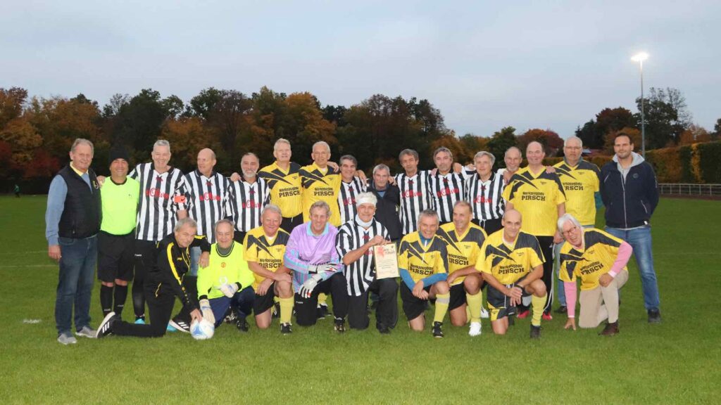 Post Ü60 Fußballer Aufstieg Oberliega